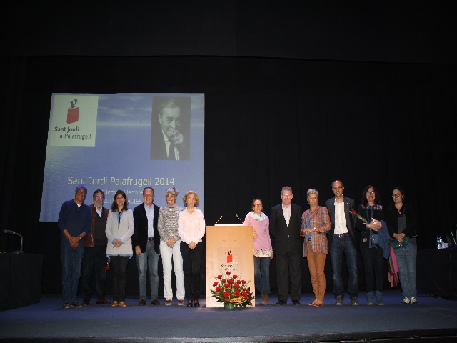Un col·lectiu de persones d'origen francès i residents a Palafrugell ha tancat l'acte de la lectura continuada de l'obra de Josep Pla Un col·lectiu de persones d'origen francès i residents a Palafrugell ha tancat l'acte de la lectura continuada de l'obra de Josep Pla